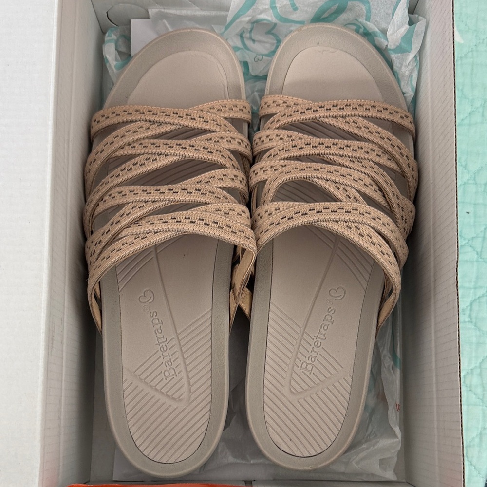 NWT BareTraps Women's Beige Strappy Sandals size 9